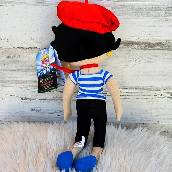 NWT BETTY BOOP FRENCH WORLD TRAVELLER COLLECTION - Picture 5 of 10